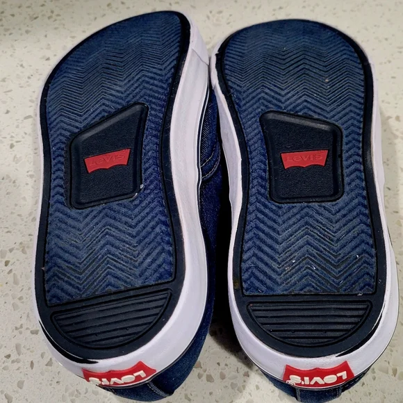 Levi's Men's Comfort Navy Canvas Lace-Up Denim Sneakers | Size 9 - Picture 5 of 5
